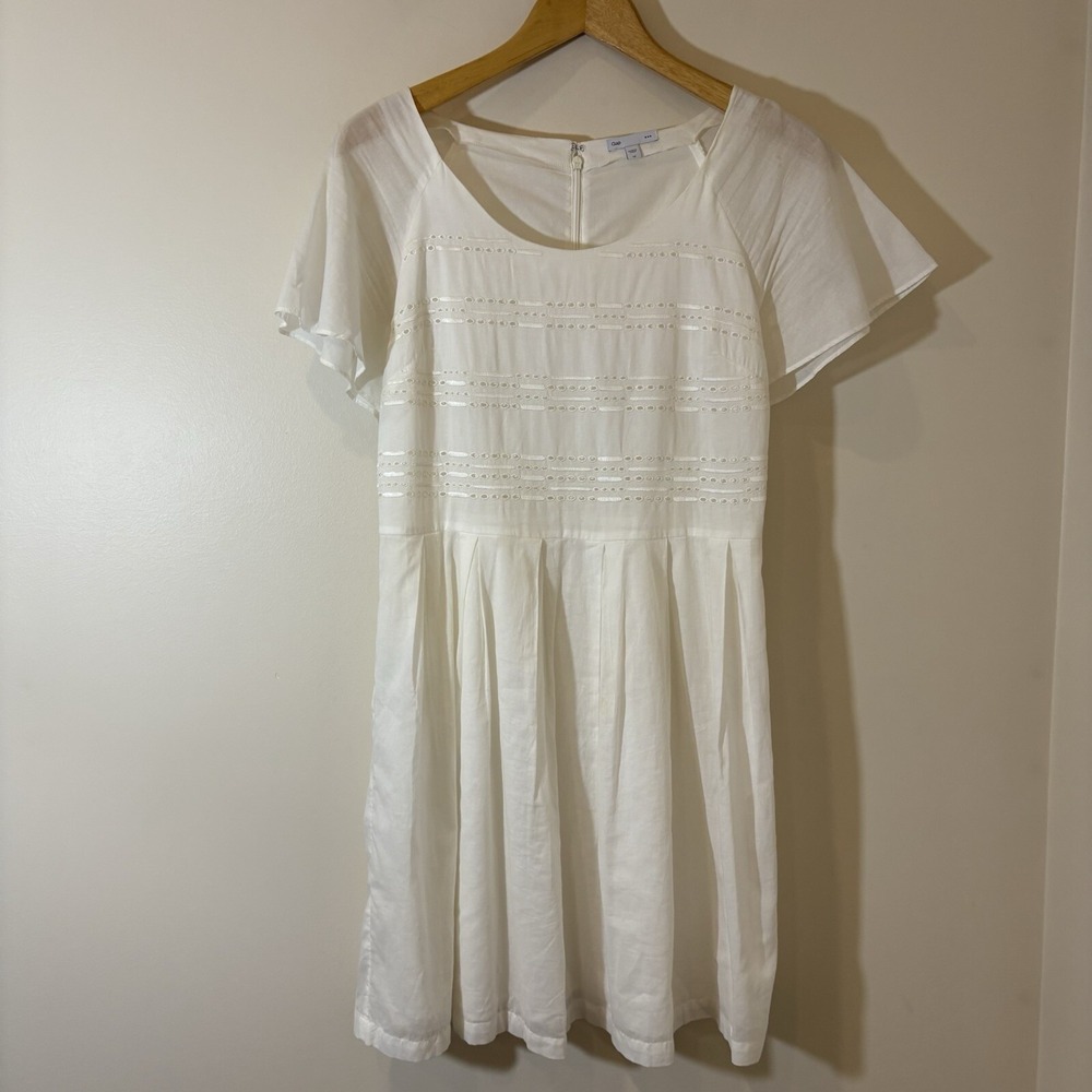 Gap Womens Shift Dress 10 Ivory Lined Embroidered Lightweight Coastal Beachy